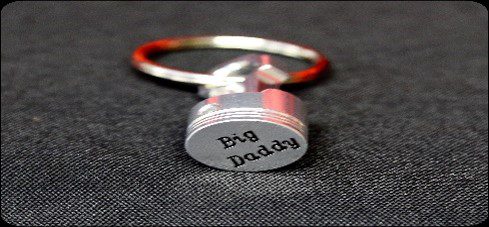 A picture of the Big Daddy Piston Key chain