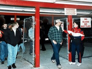 IHRA Photo759268803268_inner_26-50-688-50-26-930-688-930